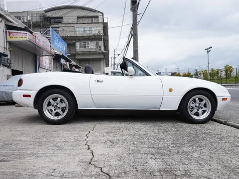 Mazda Eunos Roadster