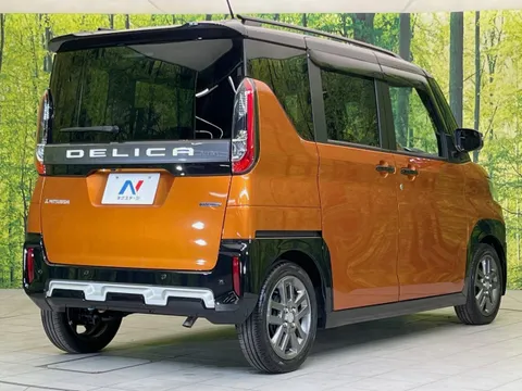 Mitsubishi Delica Mini