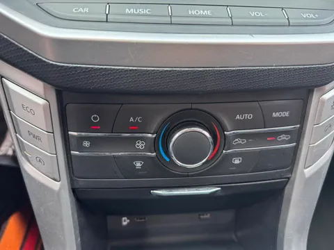 Maxus T60