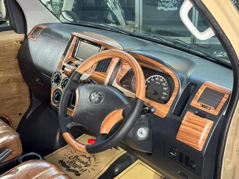Toyota TownAce Van