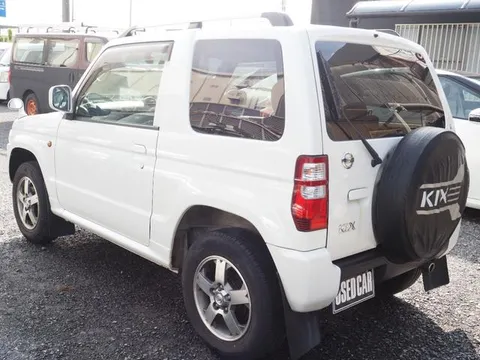 Nissan KIX