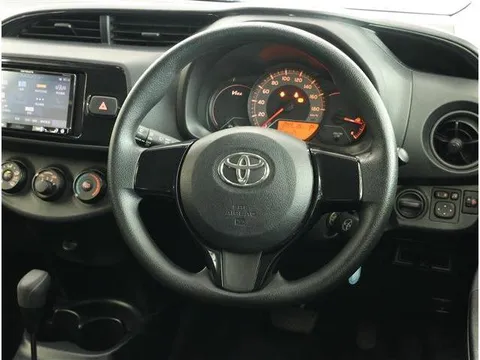 Toyota Yaris (Vitz)