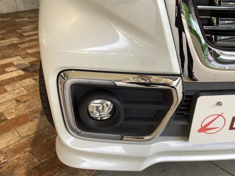 Suzuki Spacia Custom
