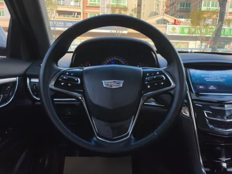 Cadillac ATS-L