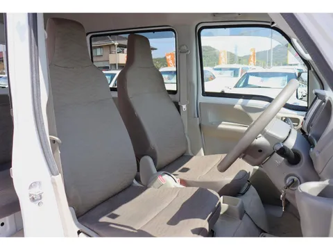 Nissan Clipper