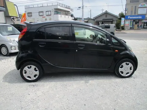 Mitsubishi I
