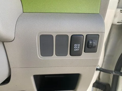 Toyota Pixis Space