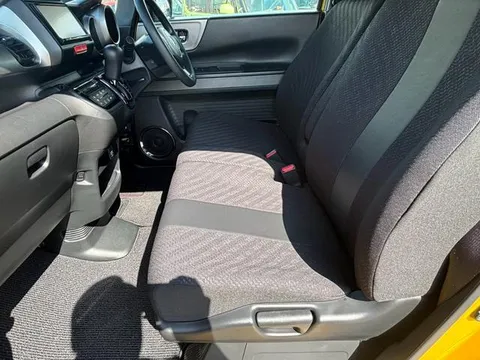 Honda N-BOX Slash