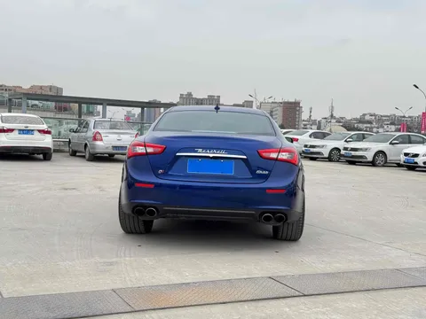 Maserati Ghibli