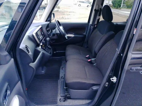 Mitsubishi eK Space Custom