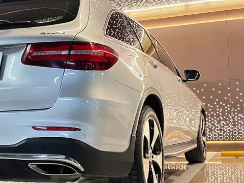 Mercedes-Benz Mercedes-Benz GLC