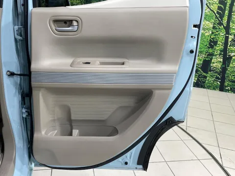Honda N-BOX Slash
