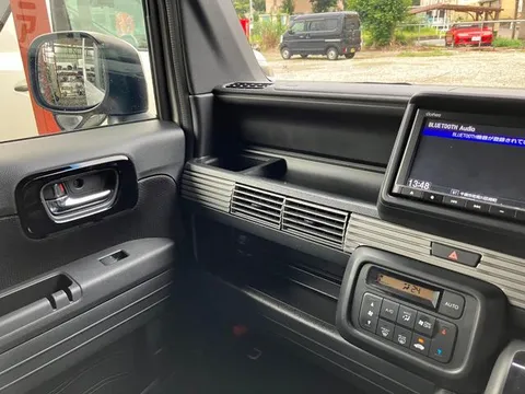 Honda N-VAN Plus Style