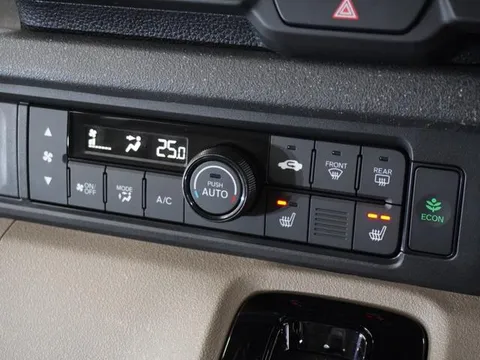 Honda N-BOX Joy