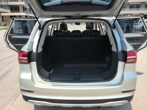 Roewe RX5