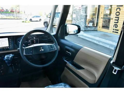 Mitsubishi Delica Mini