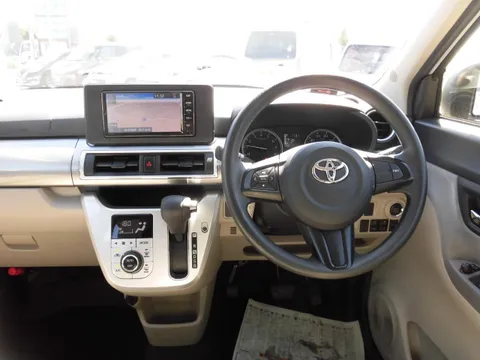 Toyota Pixis Joy