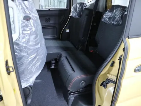 Suzuki Spacia Gear