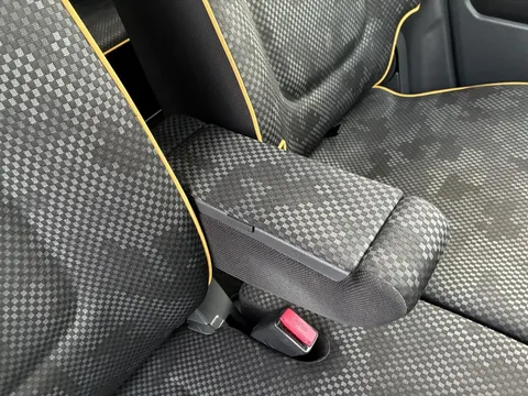 Mazda Flair Crossover