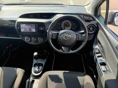 Toyota Yaris (Vitz)