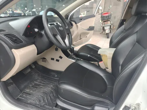 Hyundai Reina