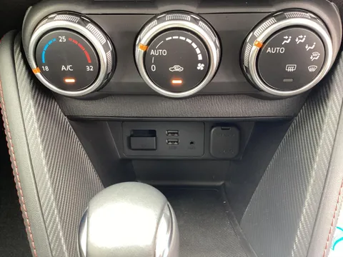 Mazda Mazda2 (Demio)
