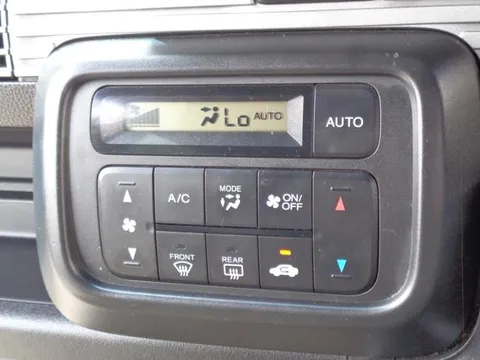 Honda N-VAN Plus Style
