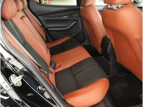 Mazda MAZDA3 Fastback