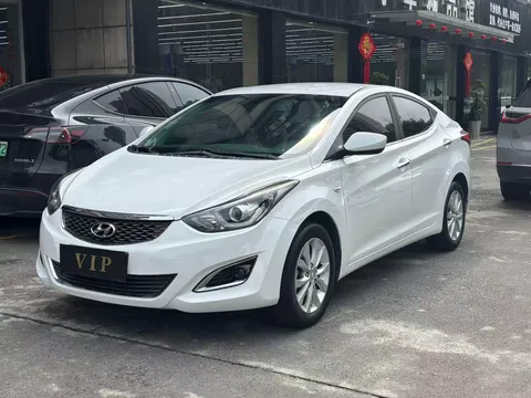 Hyundai Elantra (Avante)
