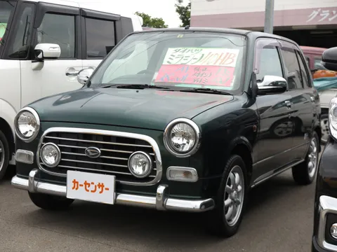Daihatsu Mira Gino
