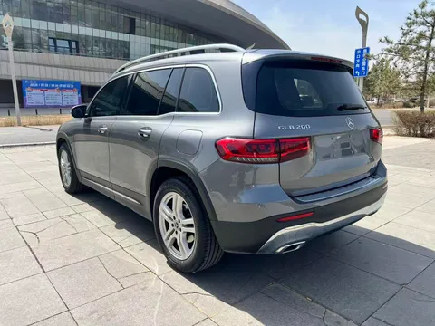 Mercedes-Benz Mercedes-Benz GLB