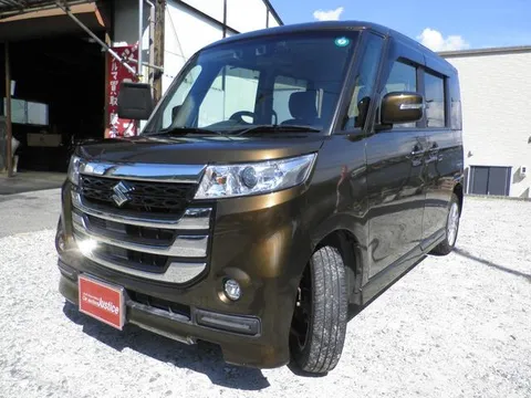 Suzuki Spacia Custom Z