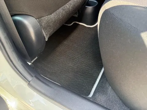 Toyota Yaris (Vitz)