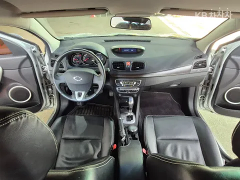 Renault SM3