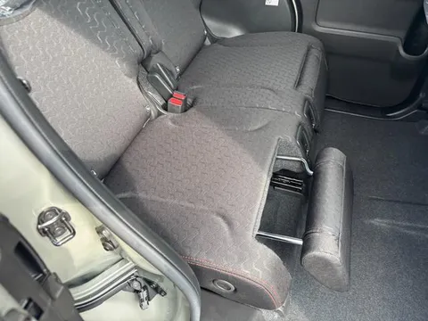 Suzuki Spacia Gear