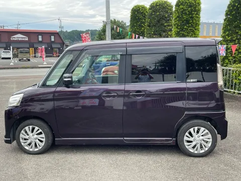 Suzuki Spacia
