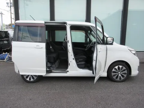Mitsubishi Delica D:2