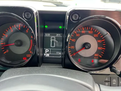Suzuki Jimny Nomade