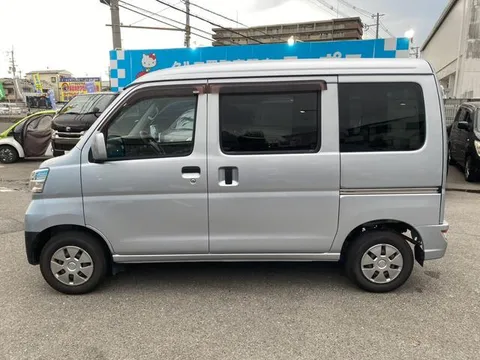 Daihatsu Hijet Cargo
