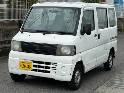 Mitsubishi Minicab Van