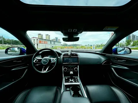 Jaguar XEL