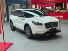 Lincoln Corsair
