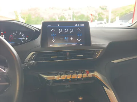 Peugeot 4008