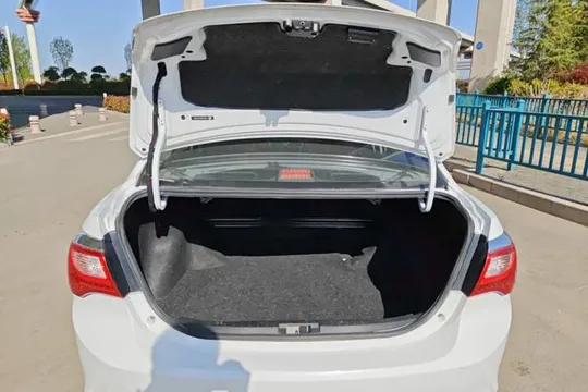 BYD F3