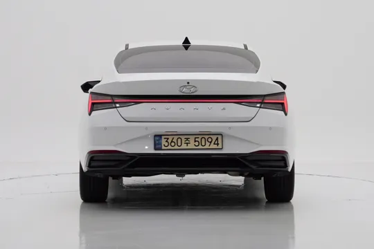 Hyundai Elantra (Avante)