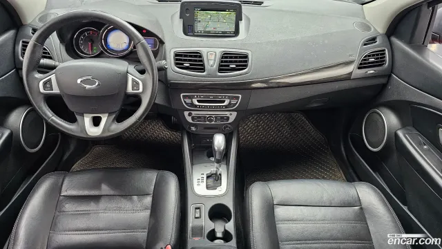 Renault SM3