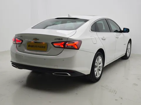 Chevrolet Malibu XL