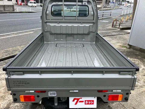 Nissan Clipper Truck