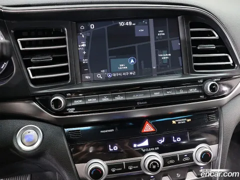 Hyundai Elantra (Avante)