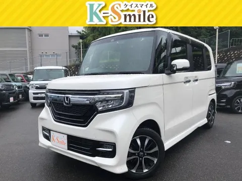 Honda N-BOX Custom
